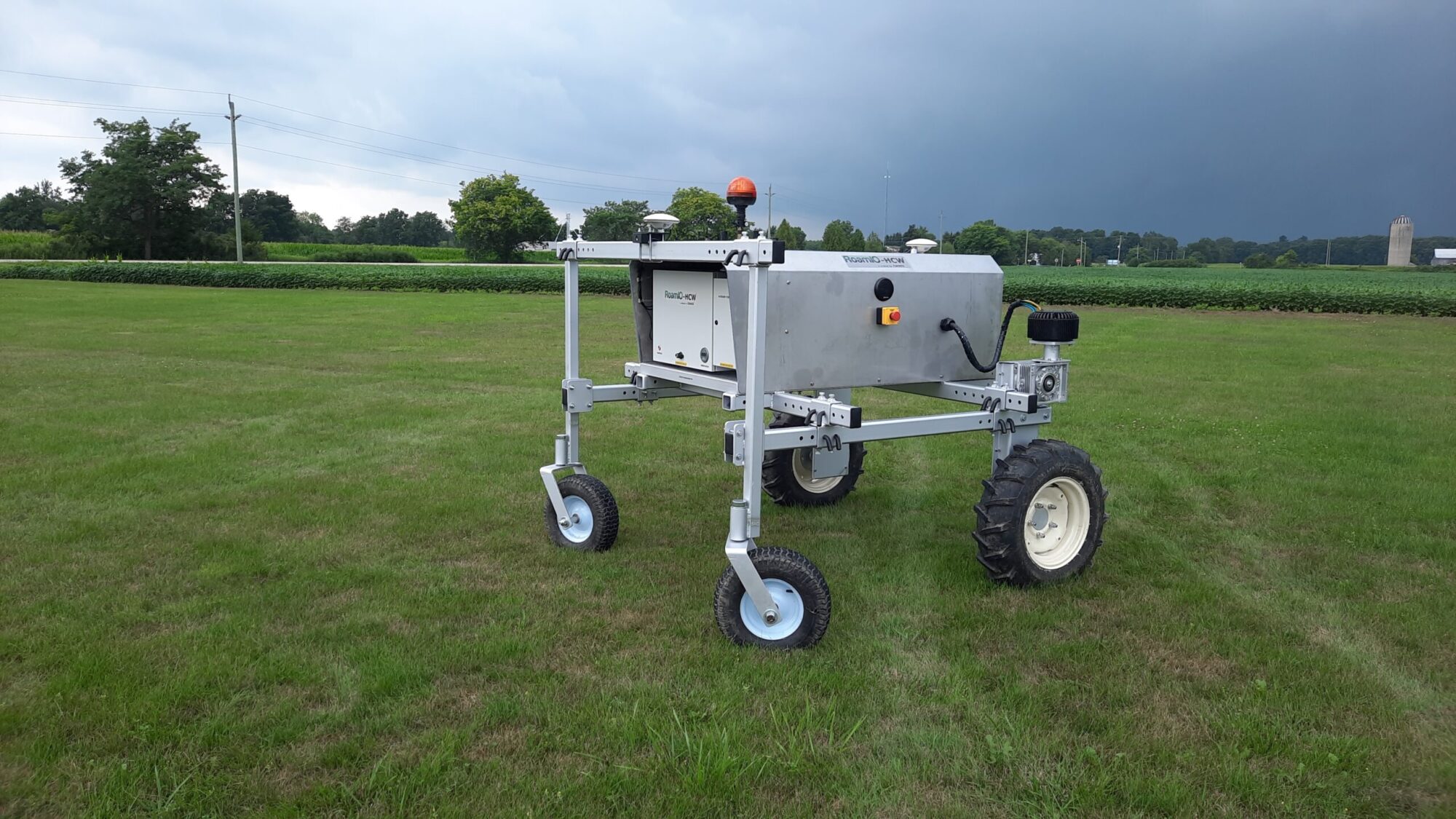 Golf Ball Picker Robot | Autonomous Golf Driving Range Robots