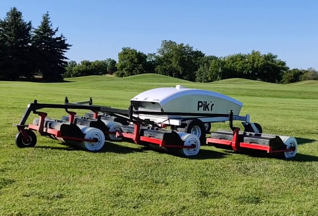 Golf Ball Picker Robot Autonomous Golf Driving Range Robots