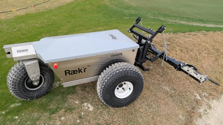 Raekr Bunker Raking Robot